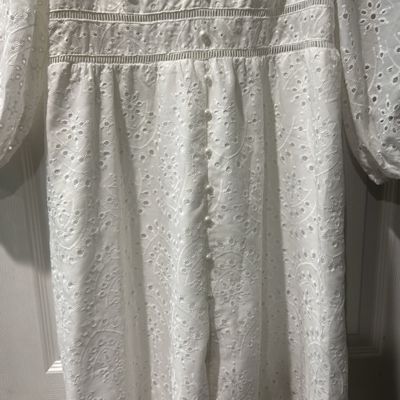 Beautiful Maxi Dress - Picture 6 of 12